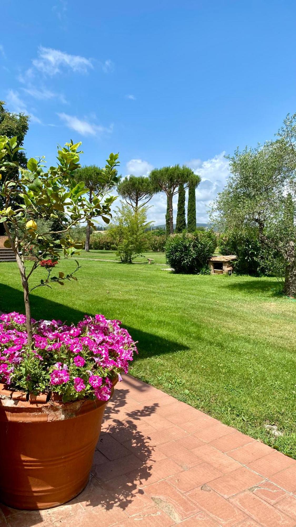 Fattoria Cirene Guest House ฟอลลอนนีกา ภายนอก รูปภาพ