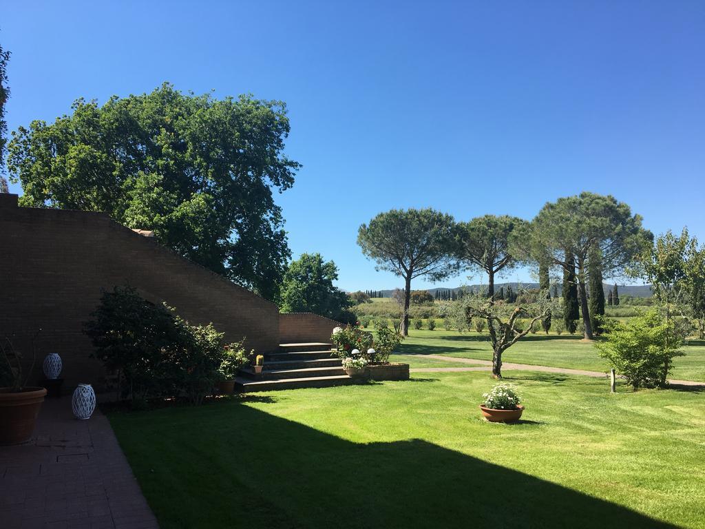 Fattoria Cirene Guest House ฟอลลอนนีกา ภายนอก รูปภาพ